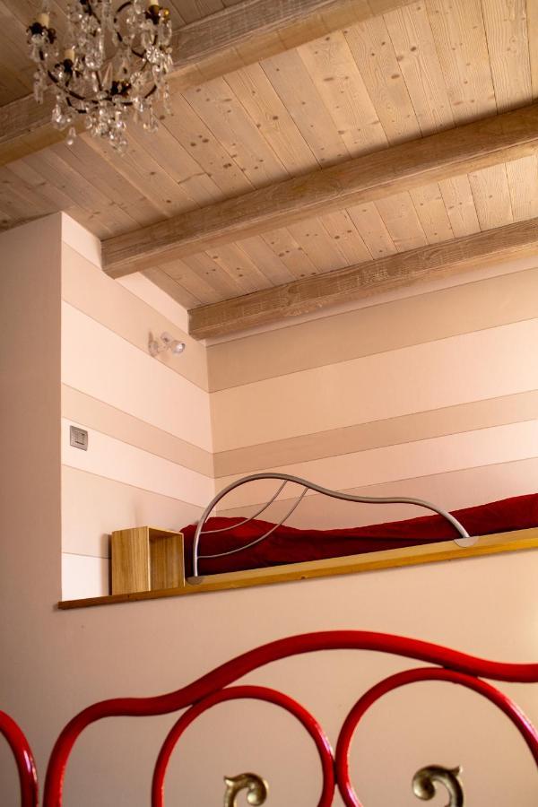 Casa Taro Bed & Breakfast Marsaglia  Exterior photo